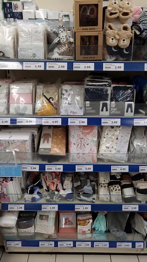 #bebe #action #puericulture | Joli Shopping