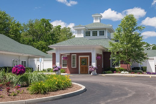 Specialized Memory Care | The Lighthouse at Lincoln