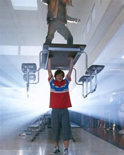 The Most EPIC Scene in "Sky High" | powerless to POWERFUL! Cafeteria Superpower Awakening!
