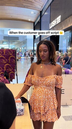 When the customer goes off script 🥲 Anyway come visit us at the Nakie pop up stores we promise we’re not this awkward irl 🫣 Locations: • Westfield North Lakes • Westfield Chermside • Westfield Carindale • Westfield Garden City • Logan Hyperdome • Westfield Coomera • Westfield Helensvale • Robina Town Centre