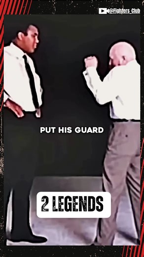 When Mike Tyson’s Coach Taught Muhammad Ali A Lesson🥊 #boxing #boxingfans #muhammadali #boxingnews #combatsports #miketyson #BoxingLegend | Boxing Legends Rewind