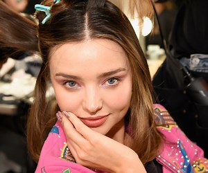 Miranda Kerr shares first glimpse at her wedding ring