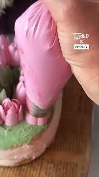 XXL Piping Tips 😲 #PipingTips #XXLPipingTips #SatisfyingBaking