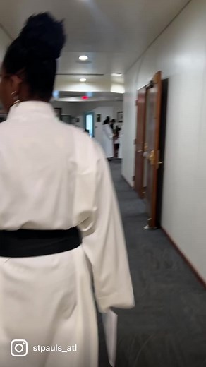 13 reactions | Praise God for whom all blessings flow;Praise him all creatures here below;Praise him above ye heavenly host;Praise Father, Son, and Holy Ghost.Amen…………Sunday at St. Paul’s……..#proclaim #witness #disciple #draw#stpaulsatl #stpauls_atl……….#church #family #worship #all #praise…….Adrian J. Ford, Pipe Organ. | St. Paul's Episcopal Church | Facebook