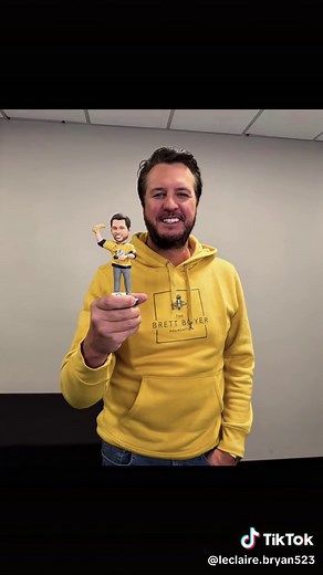 Experience the Fun at a Luke Bryan Concert