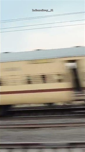 speed 140 superfast trains 🚉🚃🚃🚃 #train #railvlogger #railway #railwaycontent #youtubeshorts