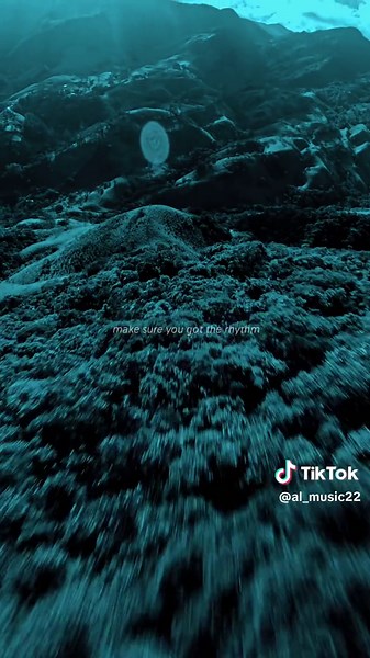 Dancing in the Dark by Rihanna - Lyrics & Song