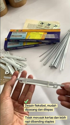 Action Paper Fastener Jenia