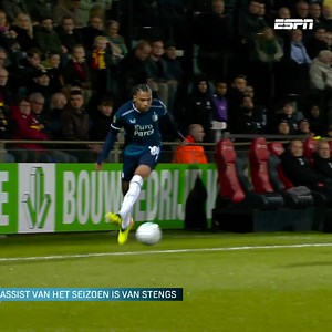 Assist van het seizoen van Calvin Stengs? 😍 | ESPN NL