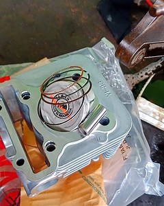 678K views · 8.6K reactions | Yamaha 125 piston ring installation process #Mechine #mechanic #mechanical #fyp #international | Mekanik muda | Facebook