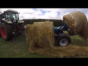 Double Bale Feeder - feeding silage - Sept 2018
