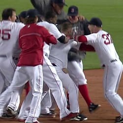 Nava's walk-off single