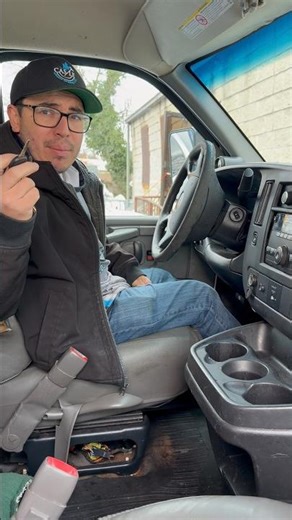 Cómo programar una llave en un carro si ya tienes una llave. #manosalaobra #latinosenusa