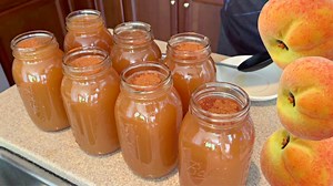Easy-To-Make Peach Moonshine