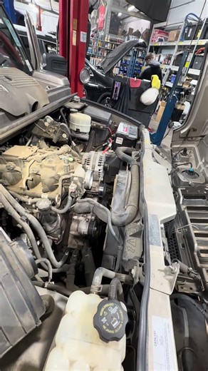 HUMMER H2 AIR CONDITIONER AND GENERATOR BELT REPLACEMENT #automobile