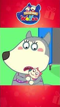 Jenny's first time at the swimming pool. Learn to keep her safe while having fun with Wolfoo! ❤️