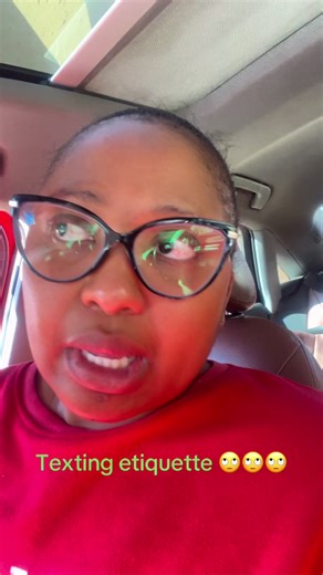 Mastering Texting Etiquette: Sending Messages with Clarity and Context