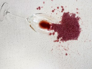 How to Remove Red Wine from Carpet in 6 Easy Steps