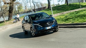 Nissan Ariya: il SUV elettrico che arriva dal futuro. Video