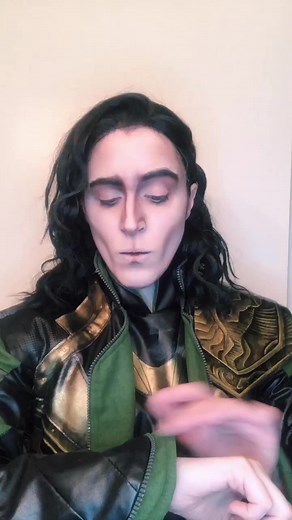 You know I had to do it to ‘em. #loki #lokicosplay #lokilaufeyson #marvelcosplay