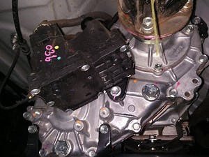 How to use differential lock system TOYOTA HILUX REVO and FORTUNER 2017-2019,