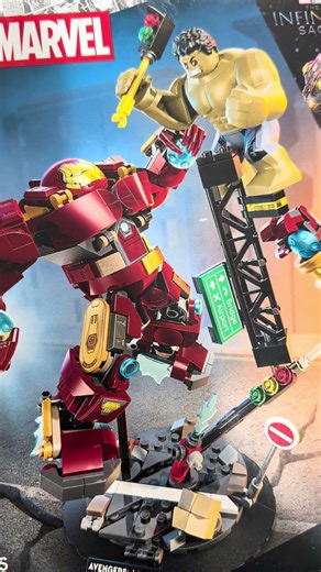 Another recent pick up. LEGO Marvel Hulkbuster vs Hulk set. #lego #legomarvel #legohulk #legosets