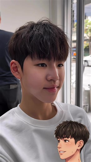 ออกแบบทรงให้ผมเข้ารูปหน้าและไลฟ์สไตล์ที่ SAVVY HAIR STUDIO [BOOKING NOW] Add Line : @savvyhairstudio ———————— cutbykabsavvy ———————— -สาขาลาดพร้าว 14 / สามย่าน ———————— #ตัดผมลาดพร้าว #savvyhairstudio #ดาวเพิร์ม#ร้านทําตล์เกาหลี #ตัดผมเกาหลี