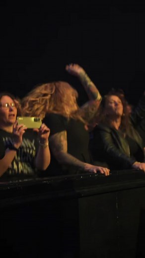 39K views · 1K reactions | Week two of the Look Out Live! EU tour, it’s been good to be back out there. Thanks to everyone who’s come along so far. Still a few shows left - remaining tickets: https://linktr.ee/JohnnyMarrLive | Johnny Marr | Facebook