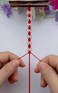 170K views · 1.3K reactions | How to Make Friendship Bracelets | Beginner Friendship Bracelet Tutorial #Beginner #Friendship #Bracelet #TutorialVideoReels | Bracelet Tutorials | Facebook