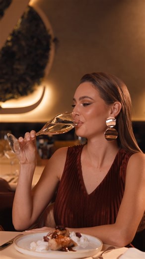 Hotel Zlatibor on Instagram: "Bilo da ste gost hotela Zlatibor ili se nalazite u blizini, restoran Kalem by Zak Mountain Concept je nezaobilazno mesto tokom vašeg odmora! 🥰 U luksuznom ambijentu restorana uživaćete u brojnim specijalitetima kojima ćete se rado vraćati."