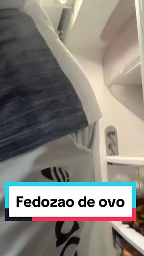 I was looking for food in the fridge but all i could smell was rotten eggs 🥚#peido #fartsarefunny #fartsfordays😆💨💨💨 #fartsprayprank #fartsoftiktok