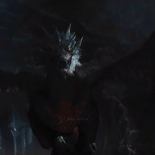 Smaug vs Toothless: Battle of the Dragons