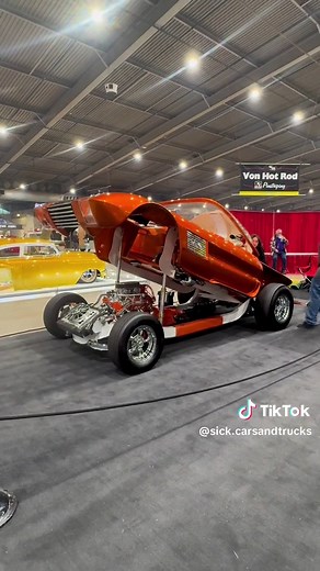 Some of the wildest trucks I have ever seen! #sickcarsandtrucks #trucks #customtrucks #baggedtrucks #weirdtruck