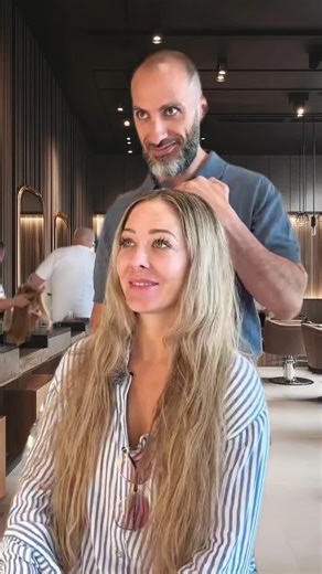 💇‍♀️ How to Recover from Over-Bleached, Lifeless Blonde Hair If your hair is super blonde and has lo