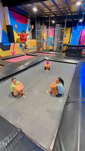 CAN YOU FIND YOUR TWIN IN THE COMMENT SECTION!? 😆😅🤞🏼 | Maizen