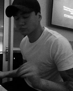 Calum Hood | Learning how to play piano by playing our songs and of course @thedanrichards. Can ya guess what song it is 🤔 | Instagram