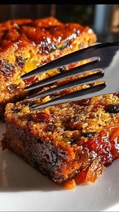 100K views · 448 reactions |  Cake de Noël aux Fruits Confits — Moelleux et Parfumé ! ✨ | Les Délices d'Élise | Facebook