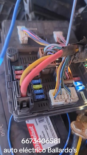 219K views · 3.6K reactions | versa,2014,falla,cableado,módulo,caja,fusibles,auto eléctrico Ballardo's  | Ernesto Garcia Ballardo | Facebook