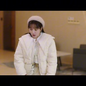 762K views · 10K reactions | The CEO was blocked by bodyguards, the girl protected him Drama Name：Cute Bodyguard 那小子不可愛 #cdrama #chinesedrama #drama #凌美仕 #刘特 #LingMeishi #LiuTe #CuteBodyguard #tvdrama | 热剧播放厅 Ongoing Drama | Facebook