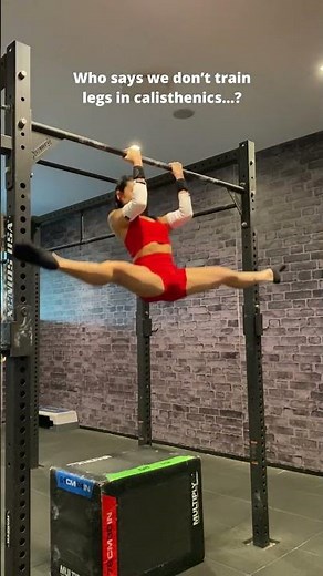 Chin-Up Straddle Split Strength | Calisthenics Mobility Challenge for Full-Body Power & Flexibility