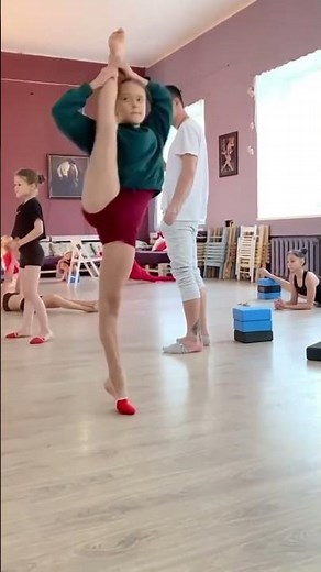 Technique of turns ❤️ Full video on the channel➡️ @yana.chirkina #balletdancer #contemporarydance
