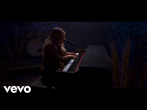 Anna Golden - SOS (Live)