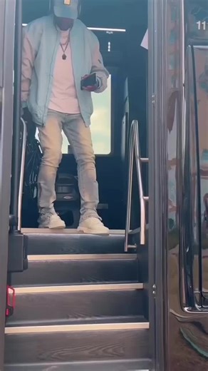 I’m Bringing The Sweat Hotel To A City Near You‼️ Also The Countdown To Sweatfest In Cancun Has Begun‼️Checkout KeithSweat.com or Download The Official Keith Sweat App For IOS & Android For Dates & Details‼️ #KeithSweat #SweatFest #TheSweatHotel