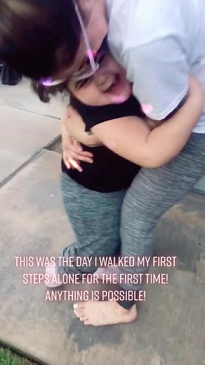 #fyp #foryoupage #superpowers #spreadlove #chromosomedeletion #specialneedschild #stronggirl #walker #happygirl