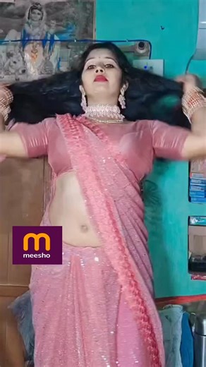 Jaya Yadav on Instagram: "Shimmer Saree and a suit 🌺"