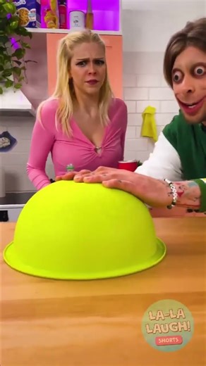 Creepy Momo PRANKS Wife With a SPIDER ! 🕷️😈 #prank #spider #shorts #wife