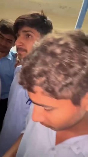 Removing & Replacing Engine Valve