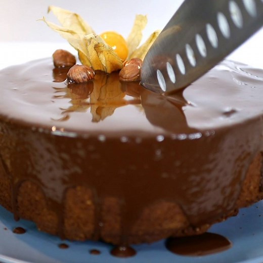 Who loves chocolate cake? I made a super easy vegan chocolate and hazelnut cake. Simple ingredients, amazing deliciousness. The full recipe is on my blog: https://www.exceedinglyvegan.com/vegan-recipes/baking-desserts/vegan-chocolate-and-hazelnut-cake-easy-and-delicious | Exceedingly Vegan