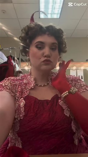Curious what opening night looks like for a professional opera singer?? 🧐 From warm-ups to curtain call, follow the talented @blairlipham for a behind-the-scenes look at her show day routine!! 🎥Vlog by: Blair Lipham #theatlantaopera #themightyatlantaoperachorus #latraviata #verdi #opera #operalife #openingnight #explorar | The Atlanta Opera Chorus