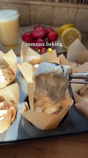 Delicious Strawberry White Chocolate Chip Muffins Recipe